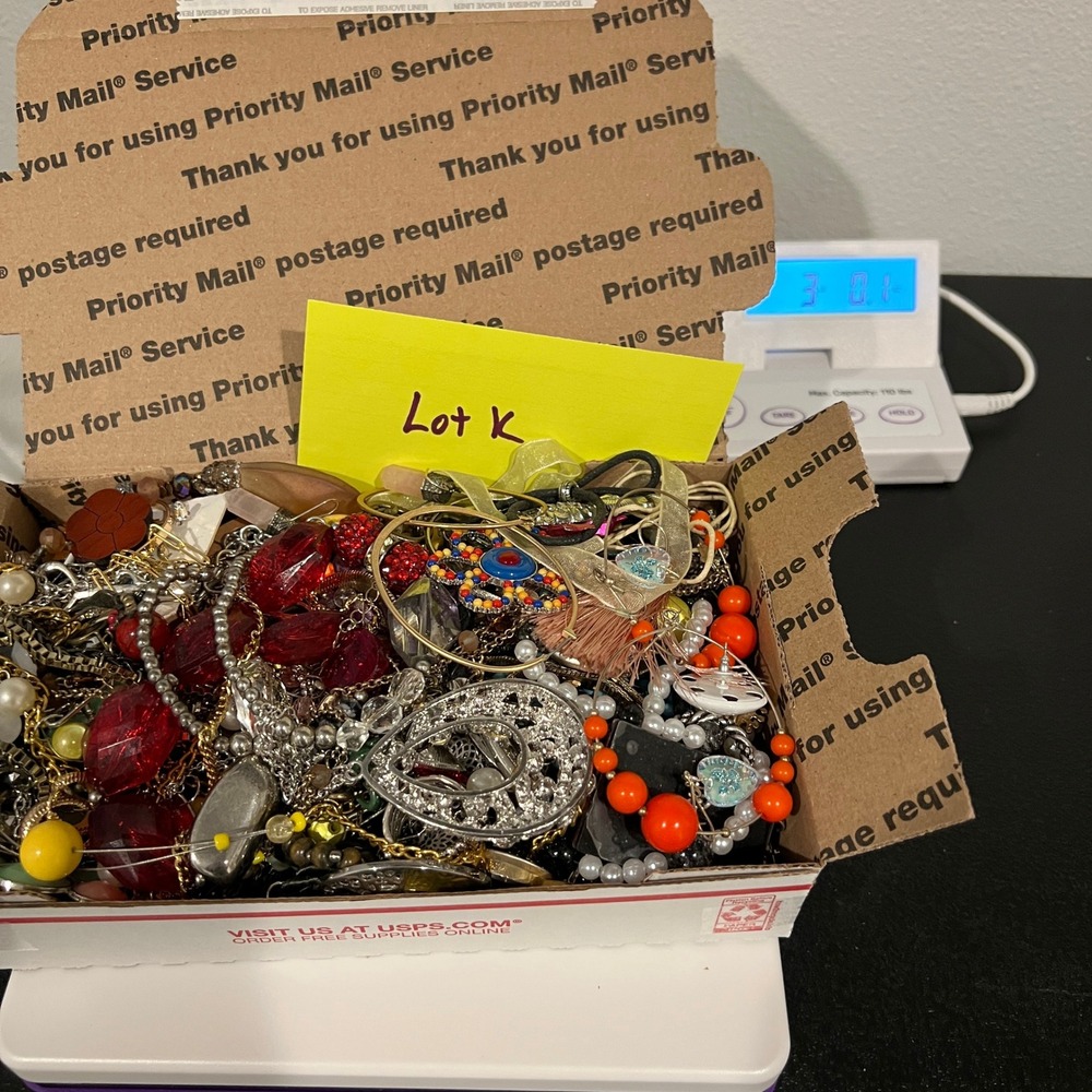 3 Lbs Craft Jewelry Lot Broken Repair Repurpose Wearable Harvest Resell - Picture 7 of 7